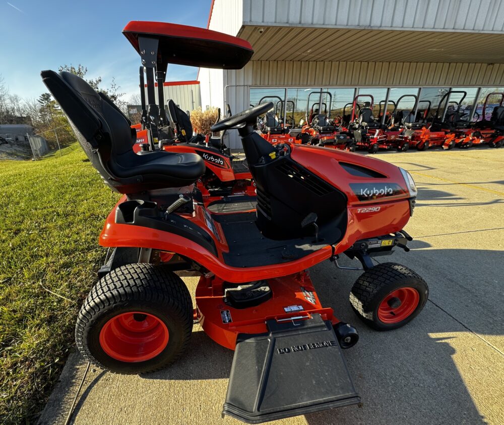 Kubota T2290KW-42 Ride-on Lawn Mower - Image 2